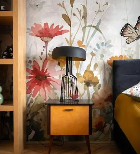 Apartment Easy Rent- Zmigrod Stare Miasto, Centrum 24h Check-in